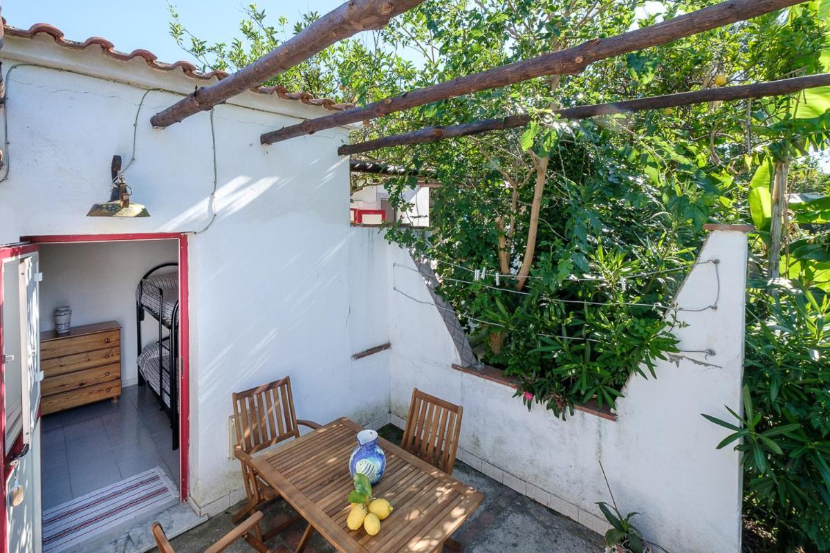 La Rosa Dei Venti Aparthotel Procida Buitenkant foto