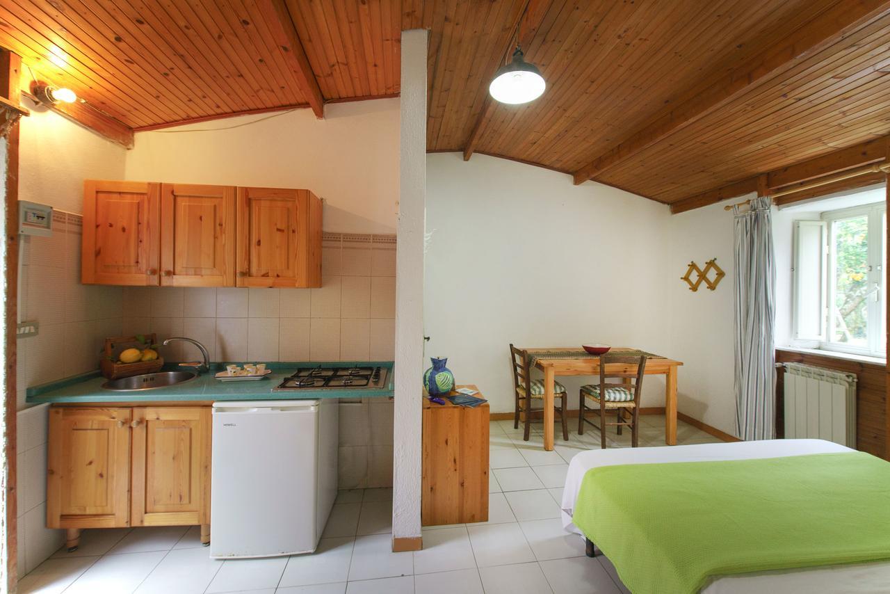 La Rosa Dei Venti Aparthotel Procida Buitenkant foto